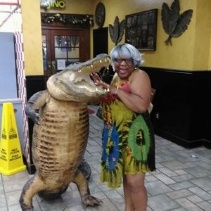 Meet your Posher, Vanessa